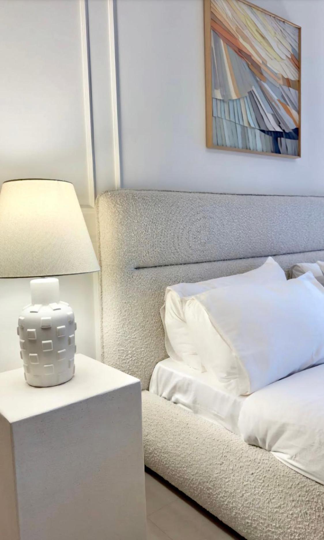 Burj Royale Lux 2-bedroom With The Burj Khalifa View شقة